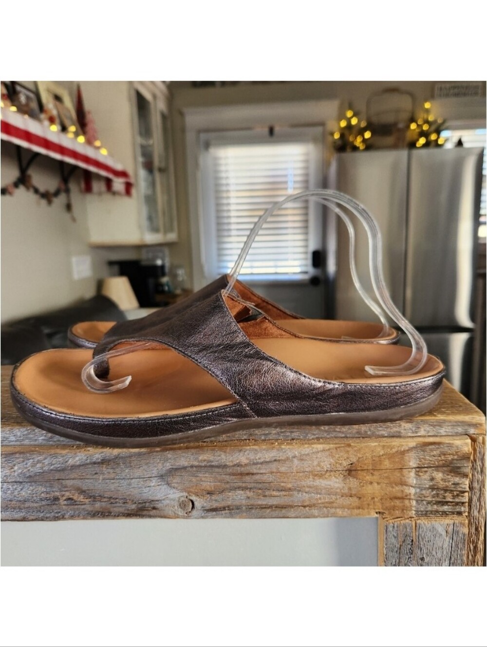 Strive Capri Orthotic Sandal with Arch Support US 10.5-11 Bronze Metallic